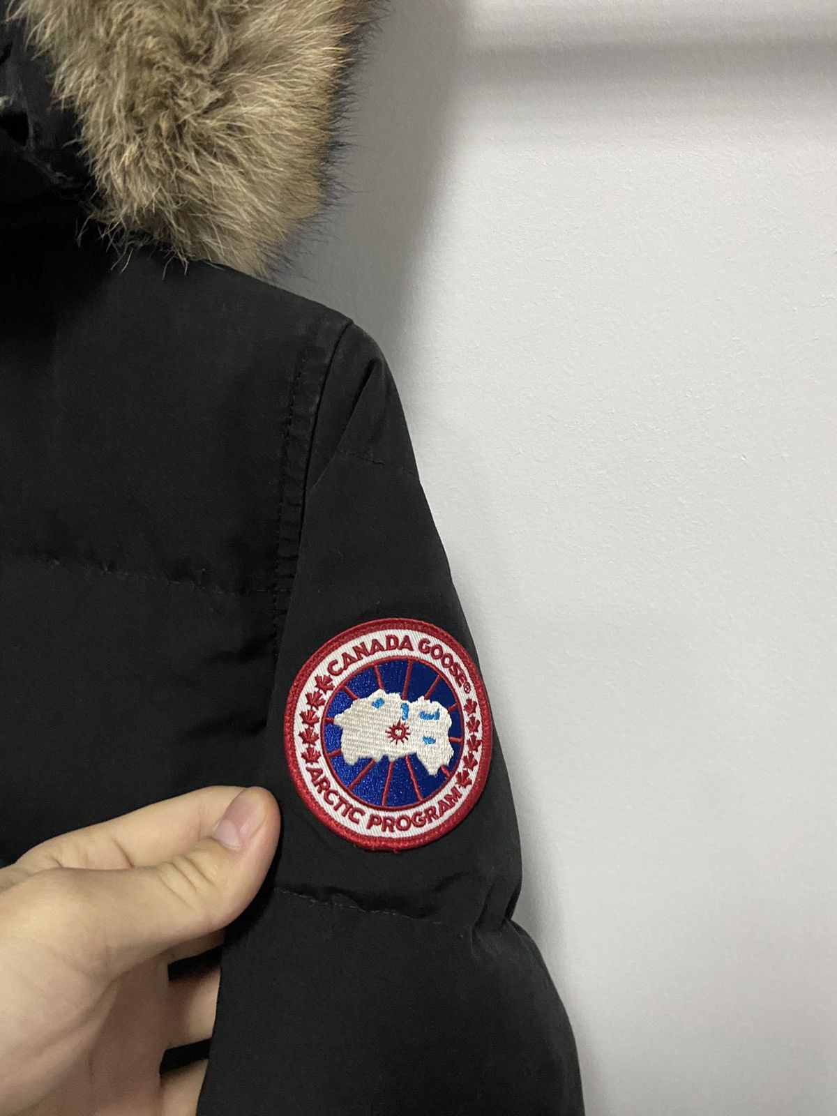 Canada Goose × Vintage Canada Goose shelburne Parka Jacket Vintage Hooded fur Size XS / US 0-2 / IT 36-38 - 4 Thumbnail