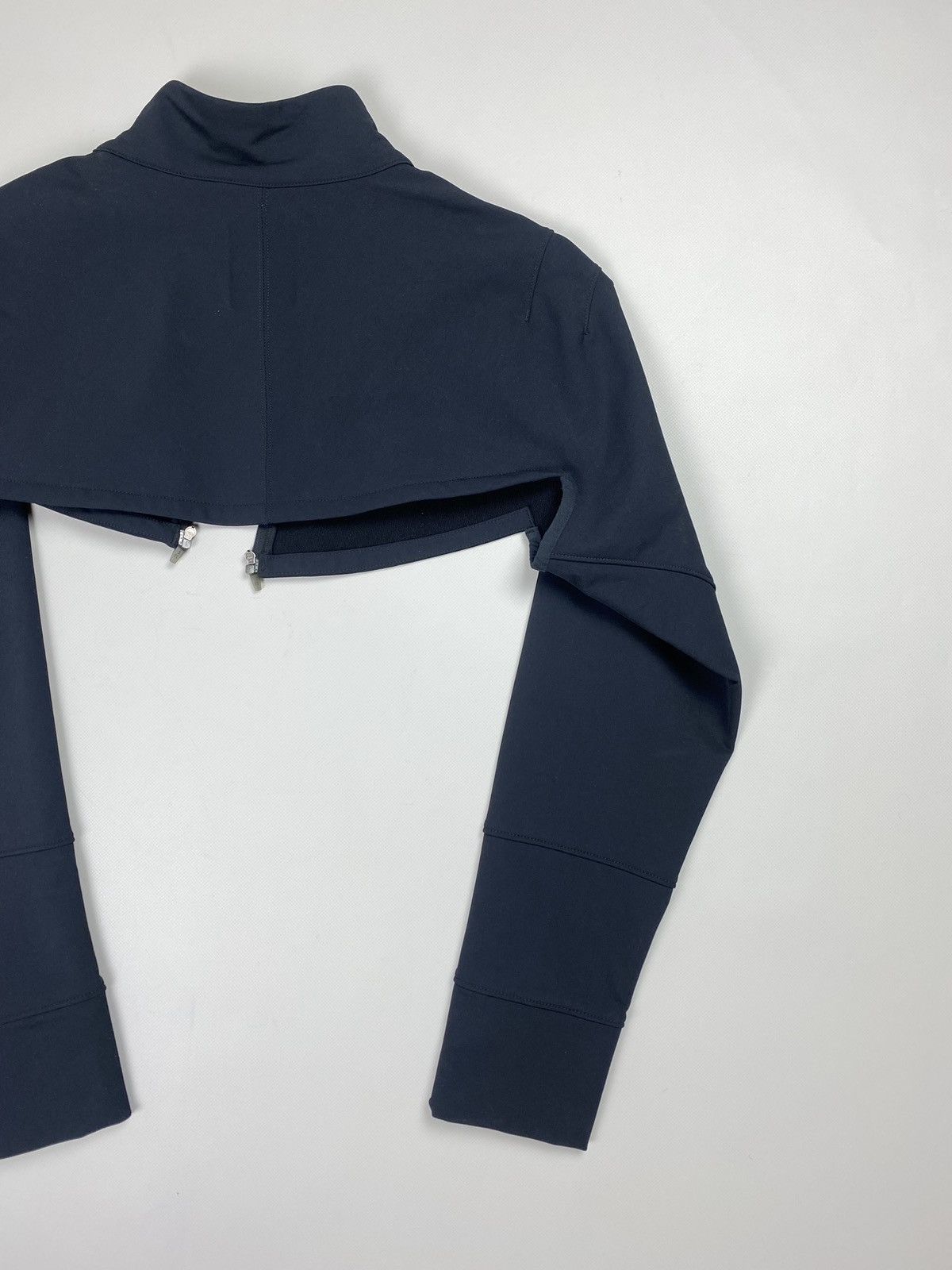 Nike Nike ACG ladies avant-garde transformer jacket / sleeves Size L / US 10 / IT 46 - 18 Thumbnail