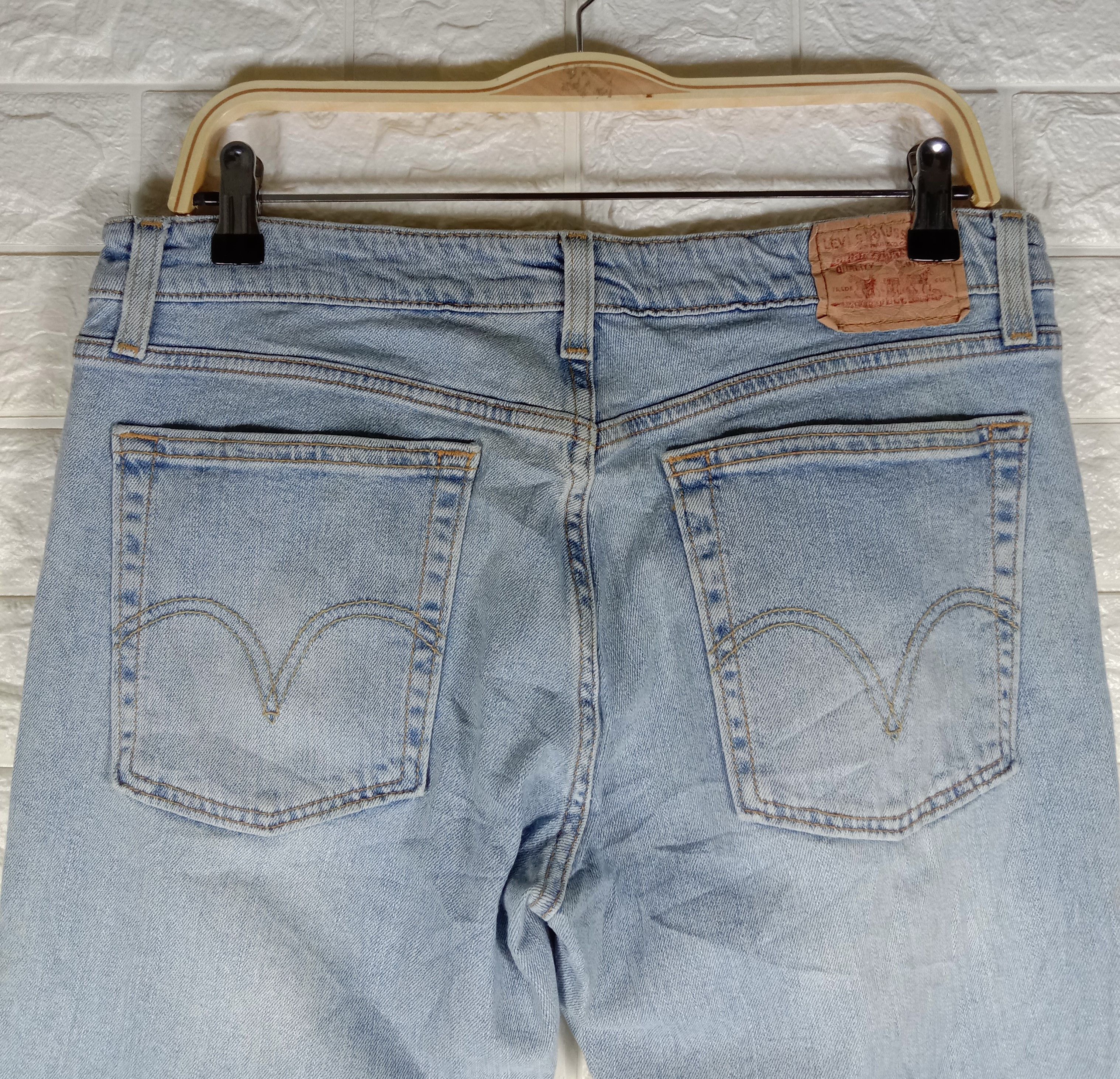Levi's Vintage Levi's 518 Flare Jeans Light Wash Denim Size 33" - 6 Thumbnail
