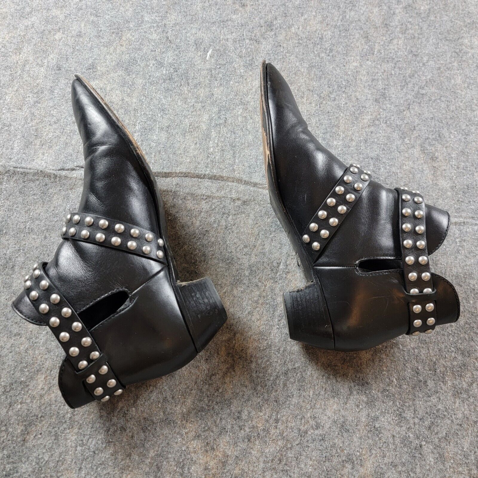 Marc by Marc Jacobs Marc by Marc Jacob Carrol Studded Leather Ankle Bootie Size US 7.5 / IT 37.5 - 9 Thumbnail
