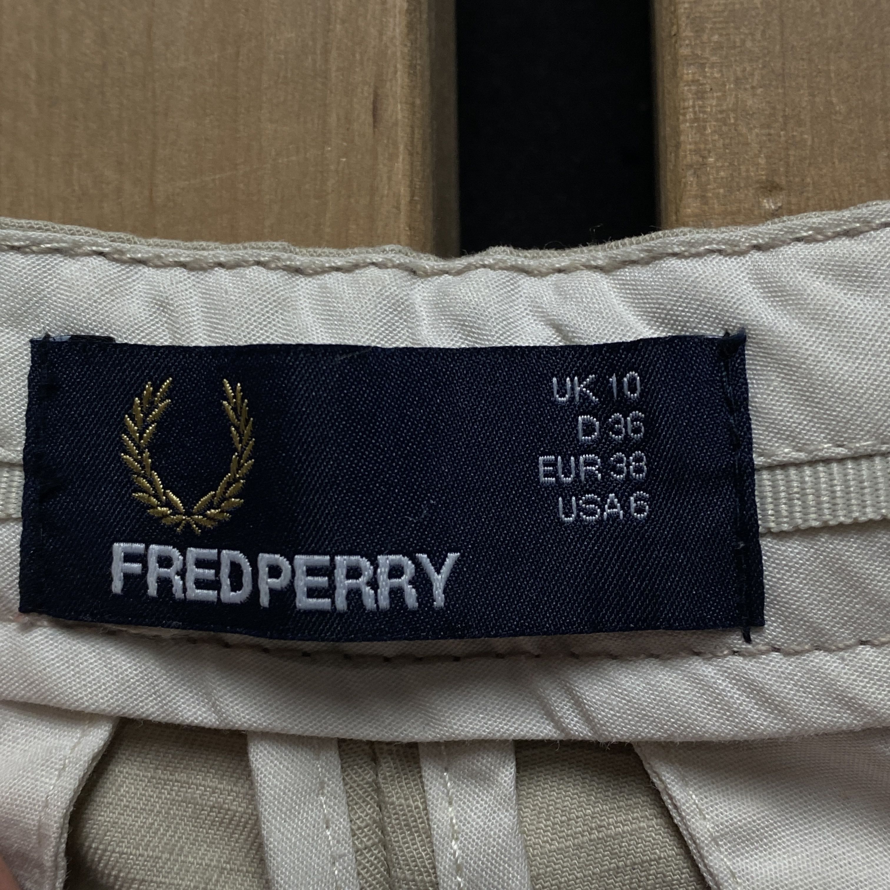 Fred Perry Women’s Pants Chinos Fred Perry Size US 6 UK 10 Beige Size 28" / US 6 / IT 42 - 6 Thumbnail