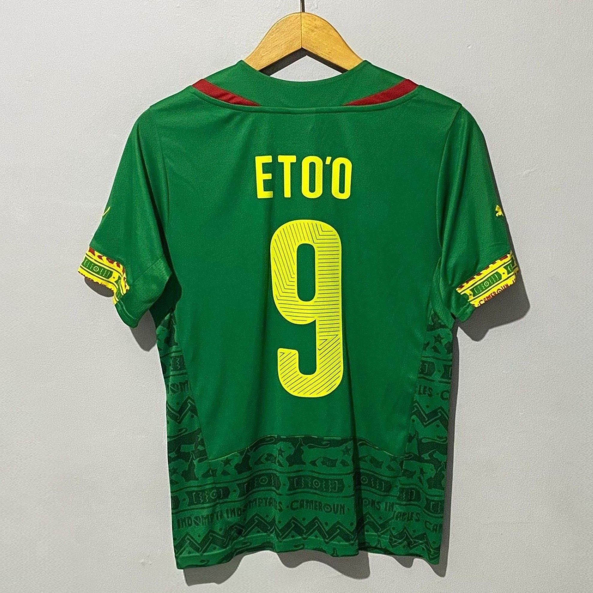 Puma Cameroon 2014-2016 Home Jersey Samuel Eto'o Size US S / EU 44-46 / 1 - 2 Thumbnail