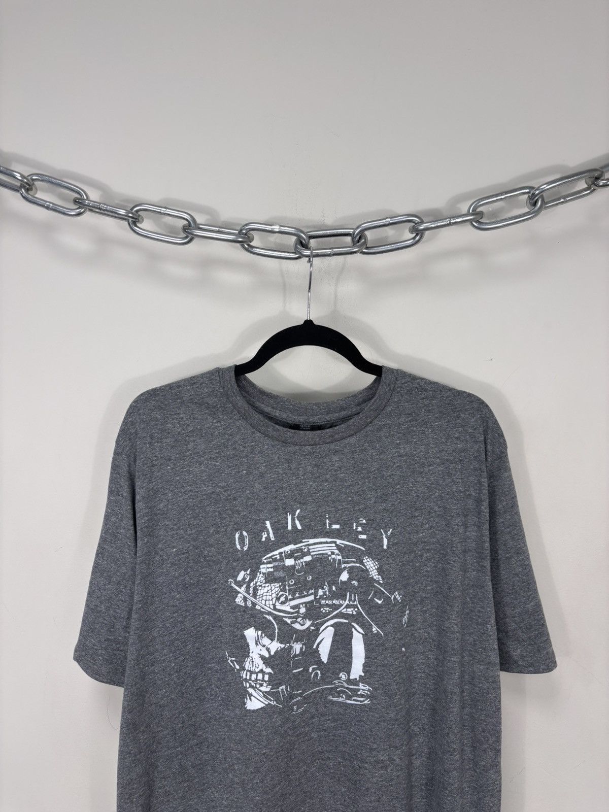 Oakley Oakley Military Channel NWT Men’s Athletic Heather Grey Tee Size US XL / EU 56 / 4 - 2 Thumbnail