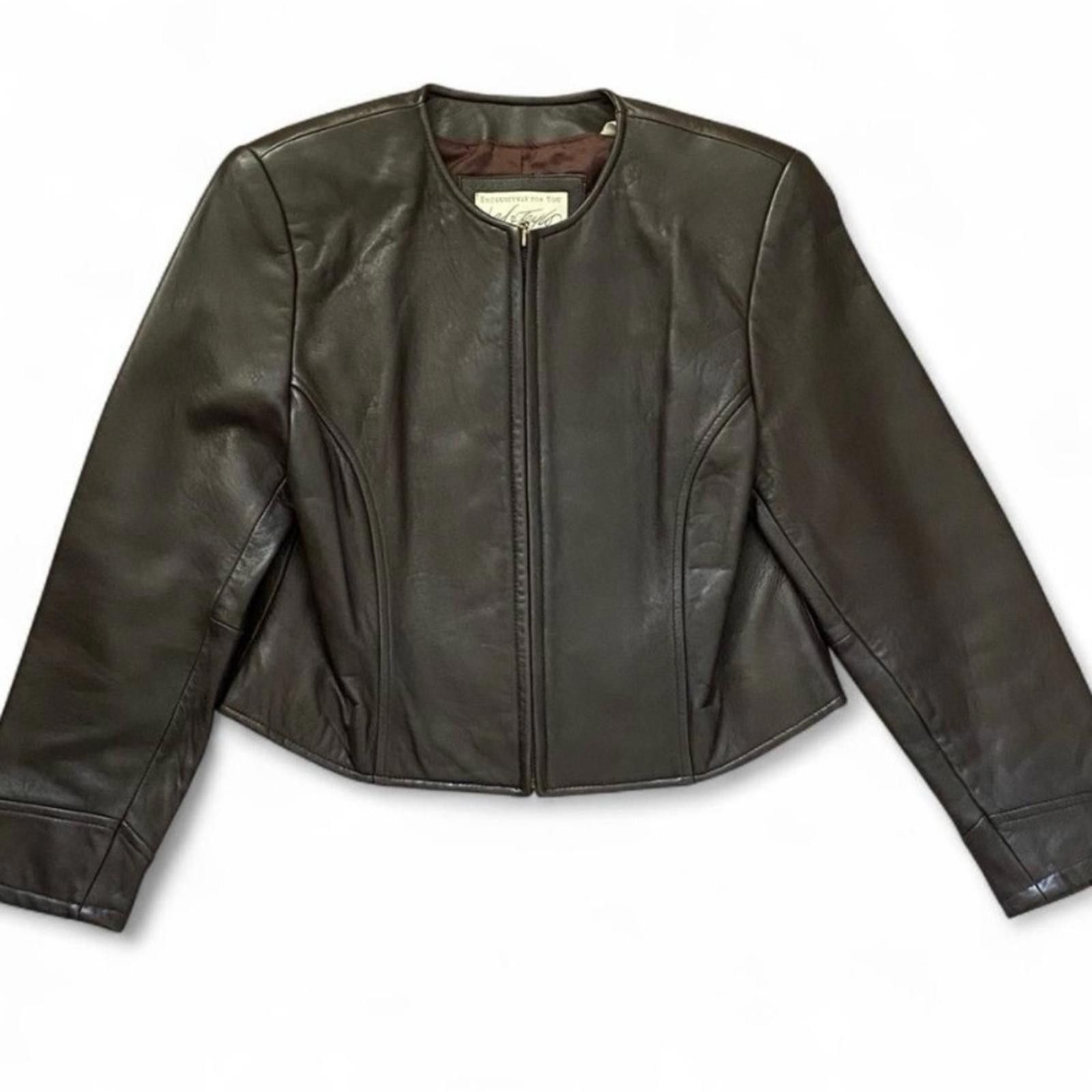 Lord & Taylor Vtg Lord & Taylor Brown Leather Womens Jacket Size 2P M/L Size XS / US 0-2 / IT 36-38 - 1 Thumbnail