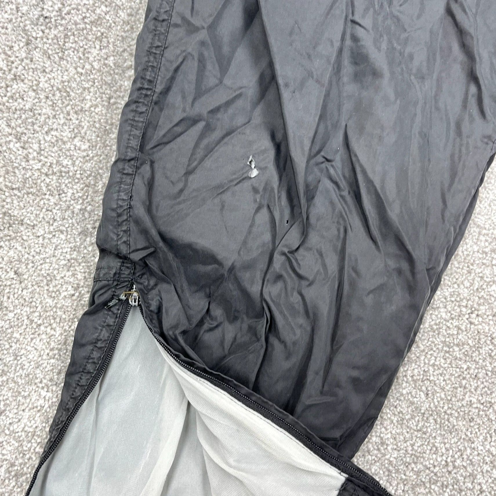 Nike VINTAGE Nike Tracksuit Pants Women XL Black Windbreaker Style Track Pants 90s Y2K Ladies Regular Fit Womens Size 40" / US 18 - 7 Thumbnail