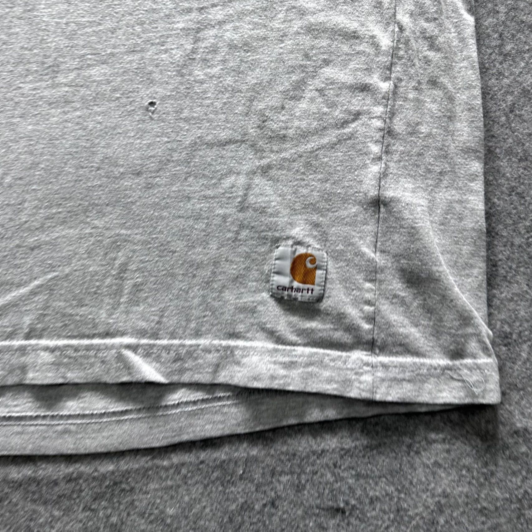 Carhartt VINTAGE Carhartt Shirt Mens Large Gray Plain Logo Tagless Workwear Basic Tee Casual Size US L / EU 52-54 / 3 - 2 Thumbnail