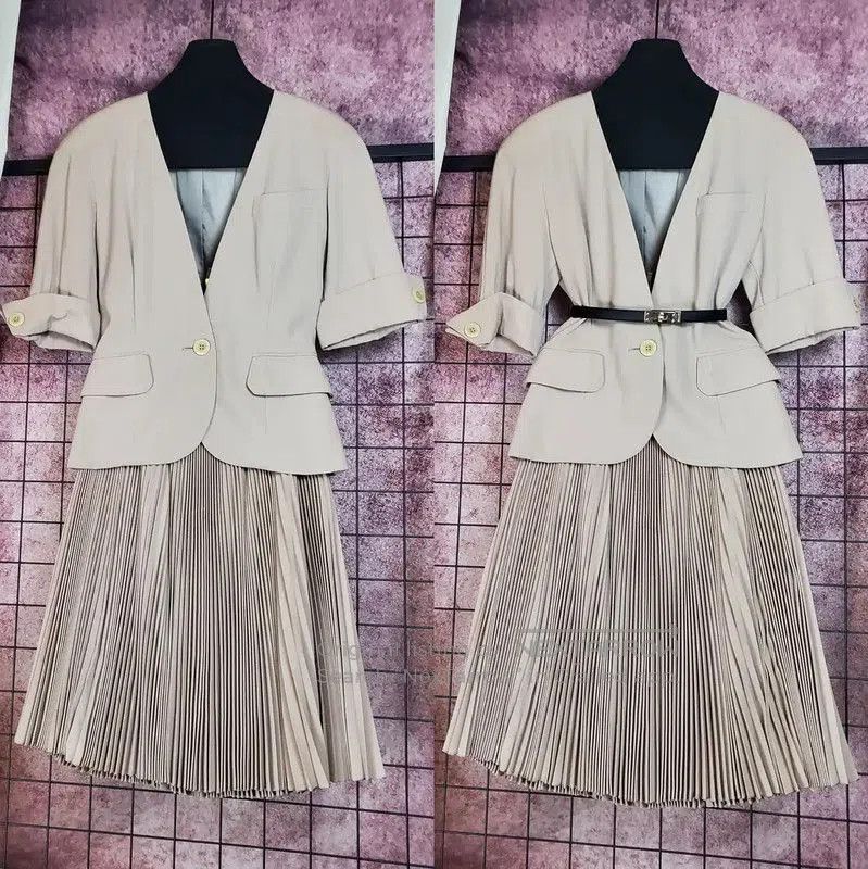 Dior Dior Beige Wool Blend Short Sleeve Cardigan . Size M / US 6-8 / IT 42-44 - 2 Thumbnail
