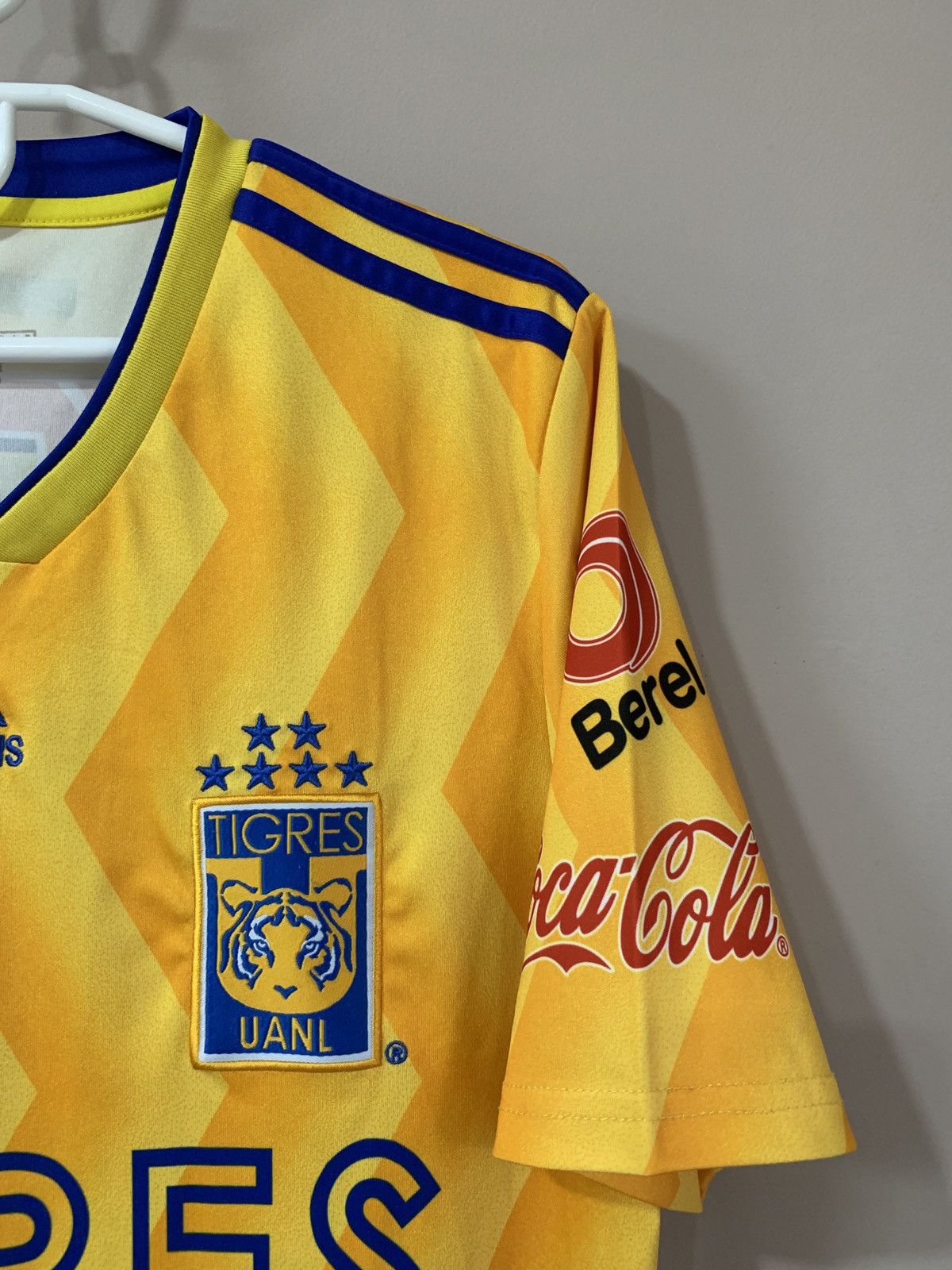 Other Tigres de la U.A.N.L. Away Football Shirt Adidas Soccer M Size US M / EU 48-50 / 2 - 3 Thumbnail