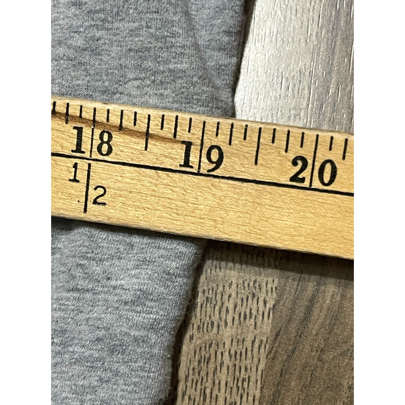 Vintage Karen Scott Sweatshirt Women's Size Petite Large Gray Full Zip Pockets Size L / US 10 / IT 46 - 5 Thumbnail