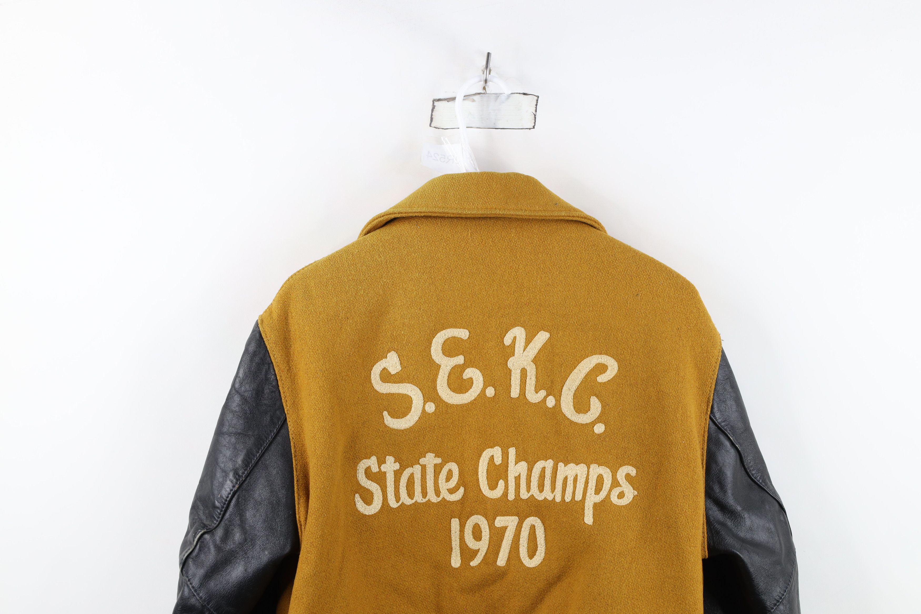 Vintage Vintage 70s State Champs 1970 Chain Stitch Varsity Jacket Size US L / EU 52-54 / 3 - 14 Thumbnail