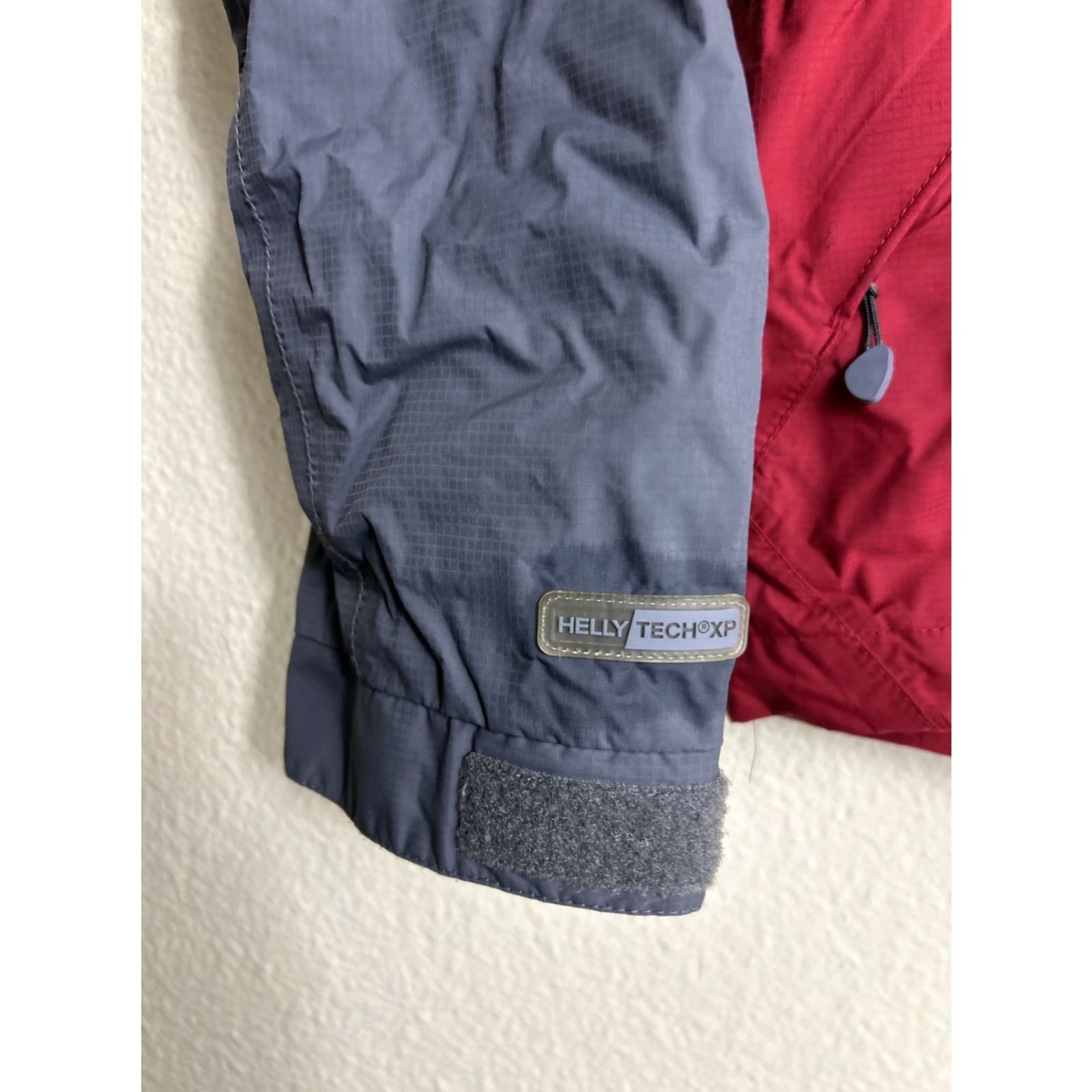 Helly Hansen VINTAGE Helly Hansen Women's Red Helly Tech XP Jacket Ski Full Zip Hooded Zip-Sleeve Winter Size S / US 4 / IT 40 - 3 Thumbnail