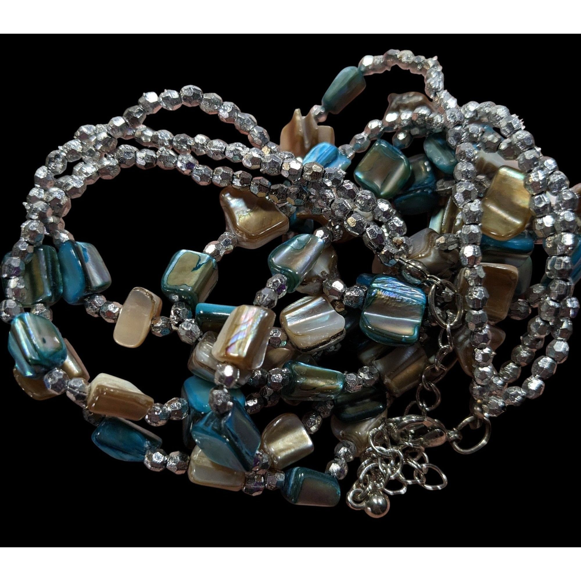 Other Mermaidcore Blue And Silver Tone Layered Shell Beaded Neckla Size ONE SIZE - 3 Thumbnail