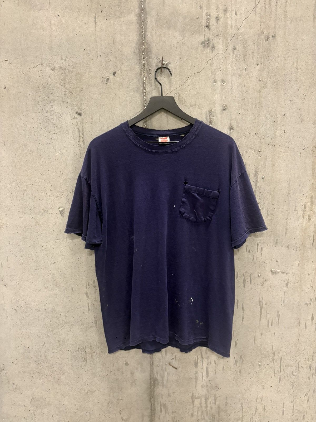 Vintage Vintage Blank Shirt Thrashed Faded Distressed Grunge Band Size US L / EU 52-54 / 3 - 1 Thumbnail