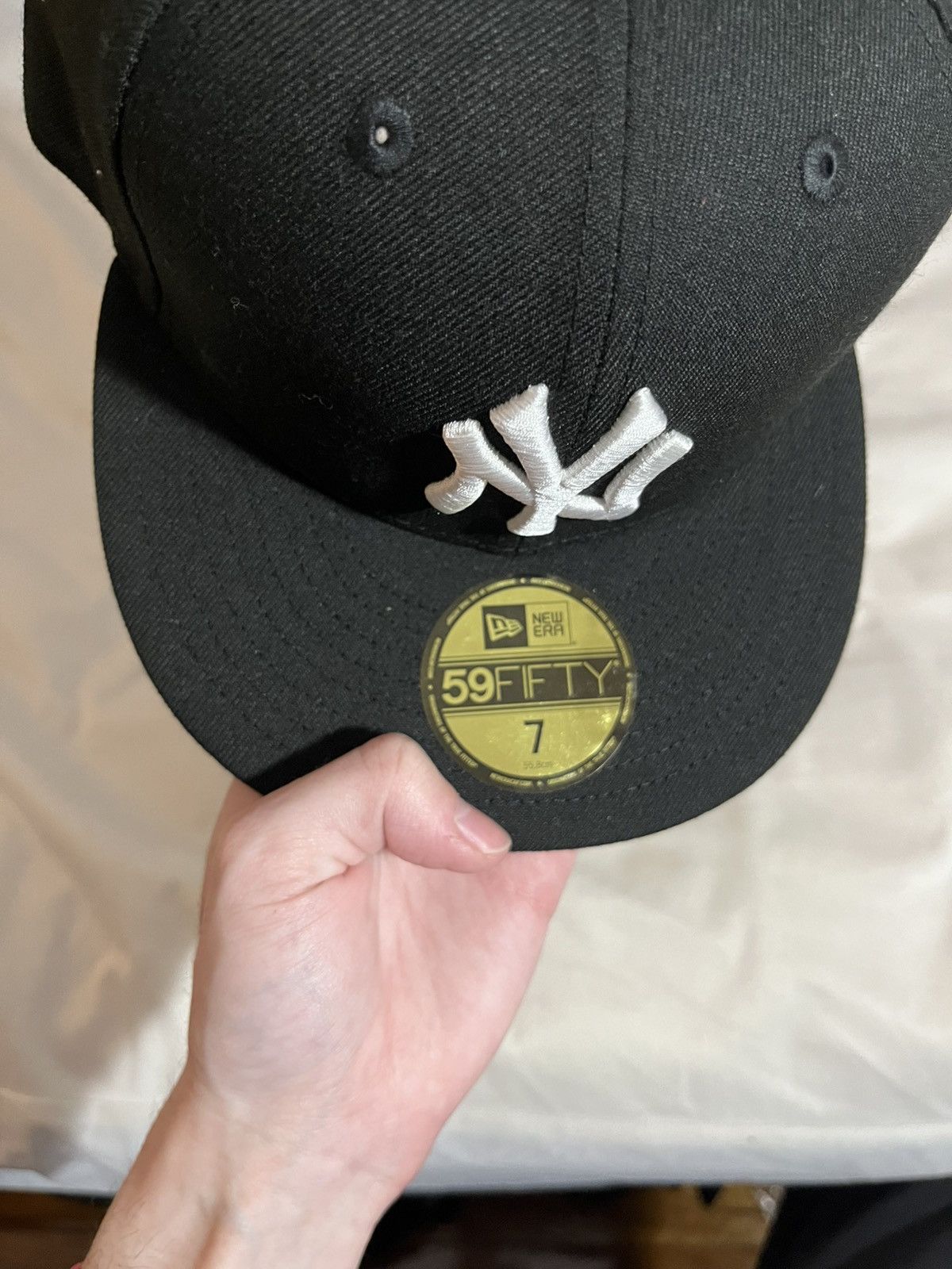 New York Yankees Ny yankees fitted hat 59fifty size 7 Size ONE SIZE - 2 Thumbnail