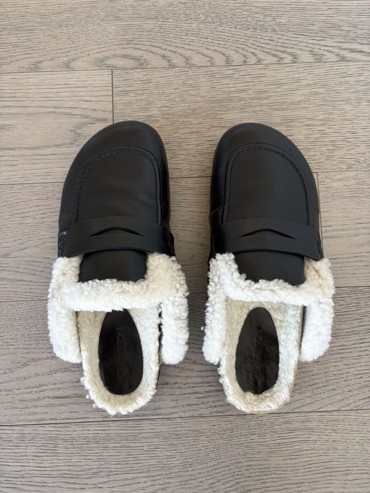 JW Anderson Shearling Mules Size US 9 / EU 42 - 2 Thumbnail