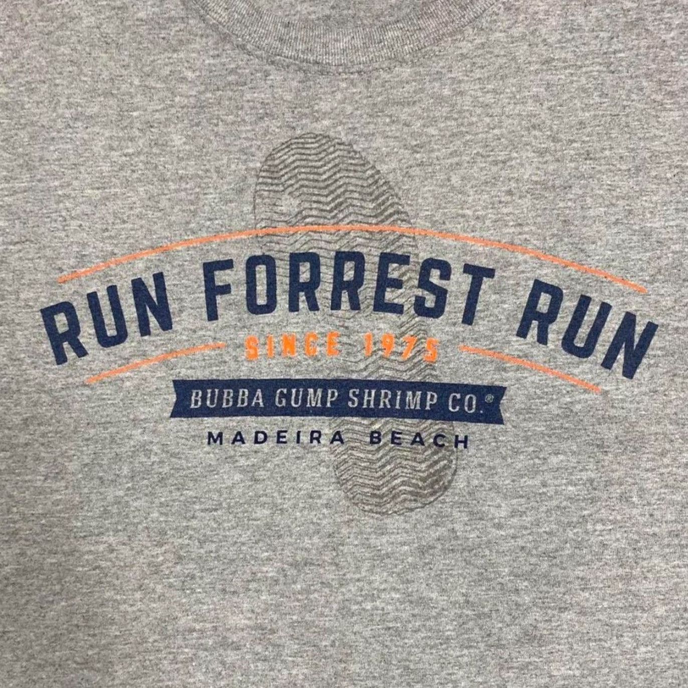 Gildan Bubba Gump Shrimp Co. “Run Forrest Run” Madeira Beach Souvenir Spellout Graphic T-Shirt L Size US L / EU 52-54 / 3 - 3 Thumbnail
