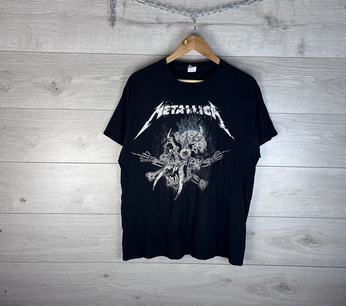 Fruit Of The Loom Men’s merch T-shirt Metallica size L 2017s Size US L / EU 52-54 / 3 - 1 Thumbnail