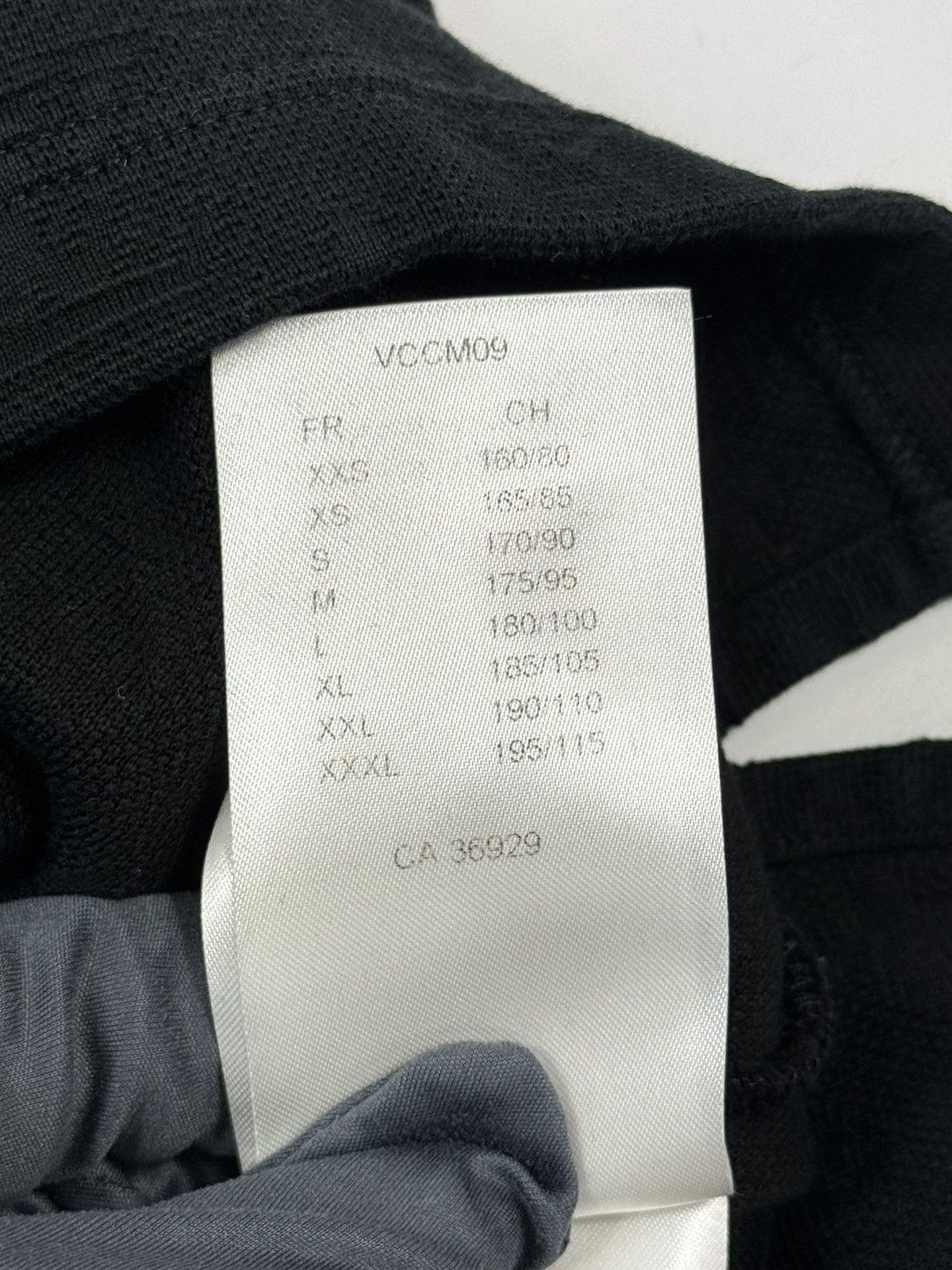 Louis Vuitton × Virgil Abloh SIGNATURE 3D POCKET MONOGRAM T-SHIRT 1A5VIB Size US L / EU 52-54 / 3 - 7 Thumbnail