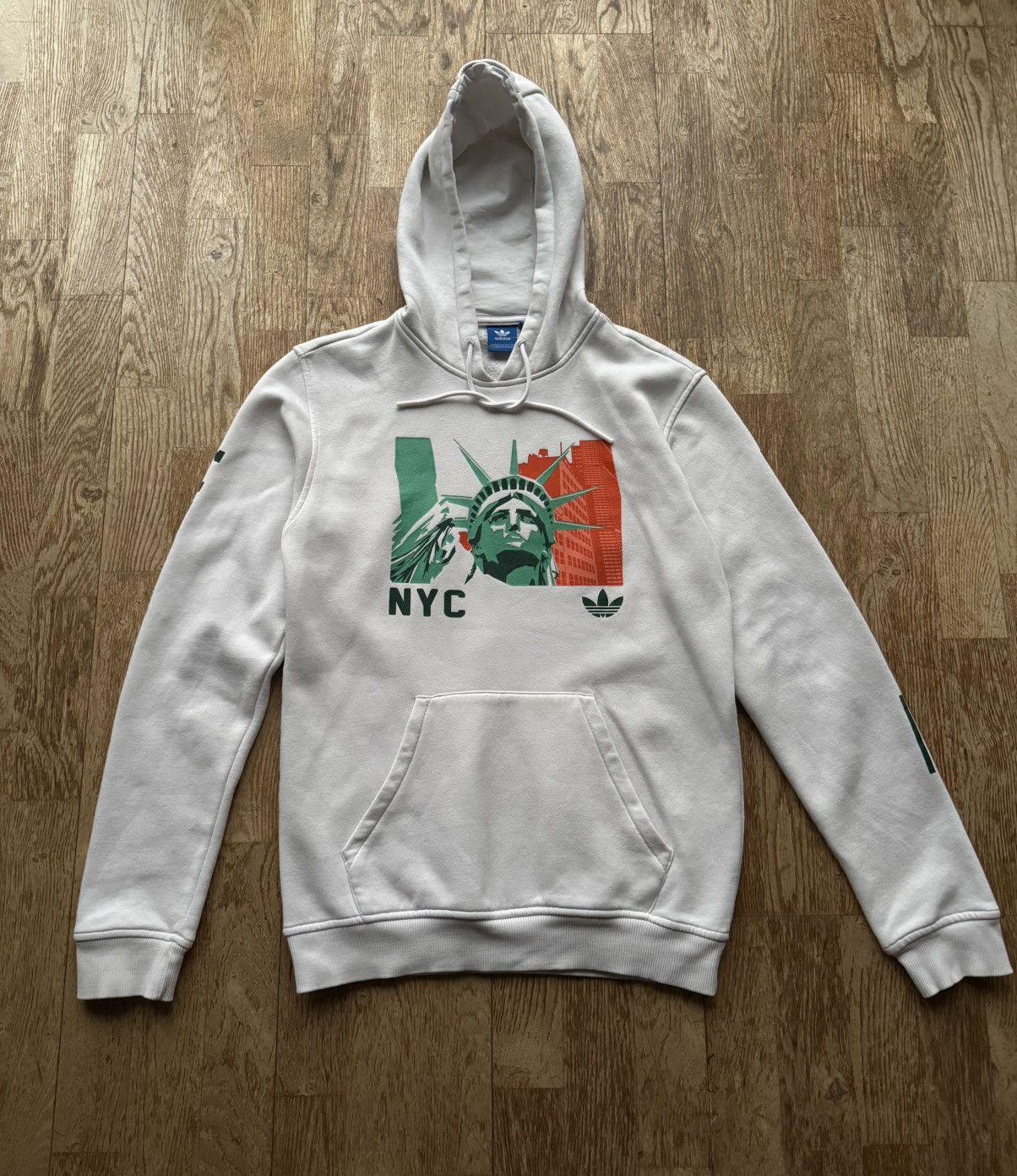 Adidas RARE ADIDAS NEW YORK CITY VINTAGE HOODIE Size US S / EU 44-46 / 1 - 1 Thumbnail