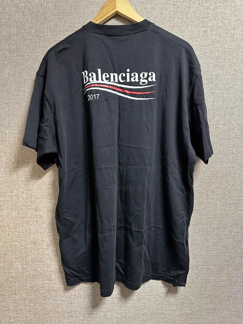 Balenciaga Balenciaga Short Sleeve T-Shirt Size US S / EU 44-46 / 1 - 3 Thumbnail
