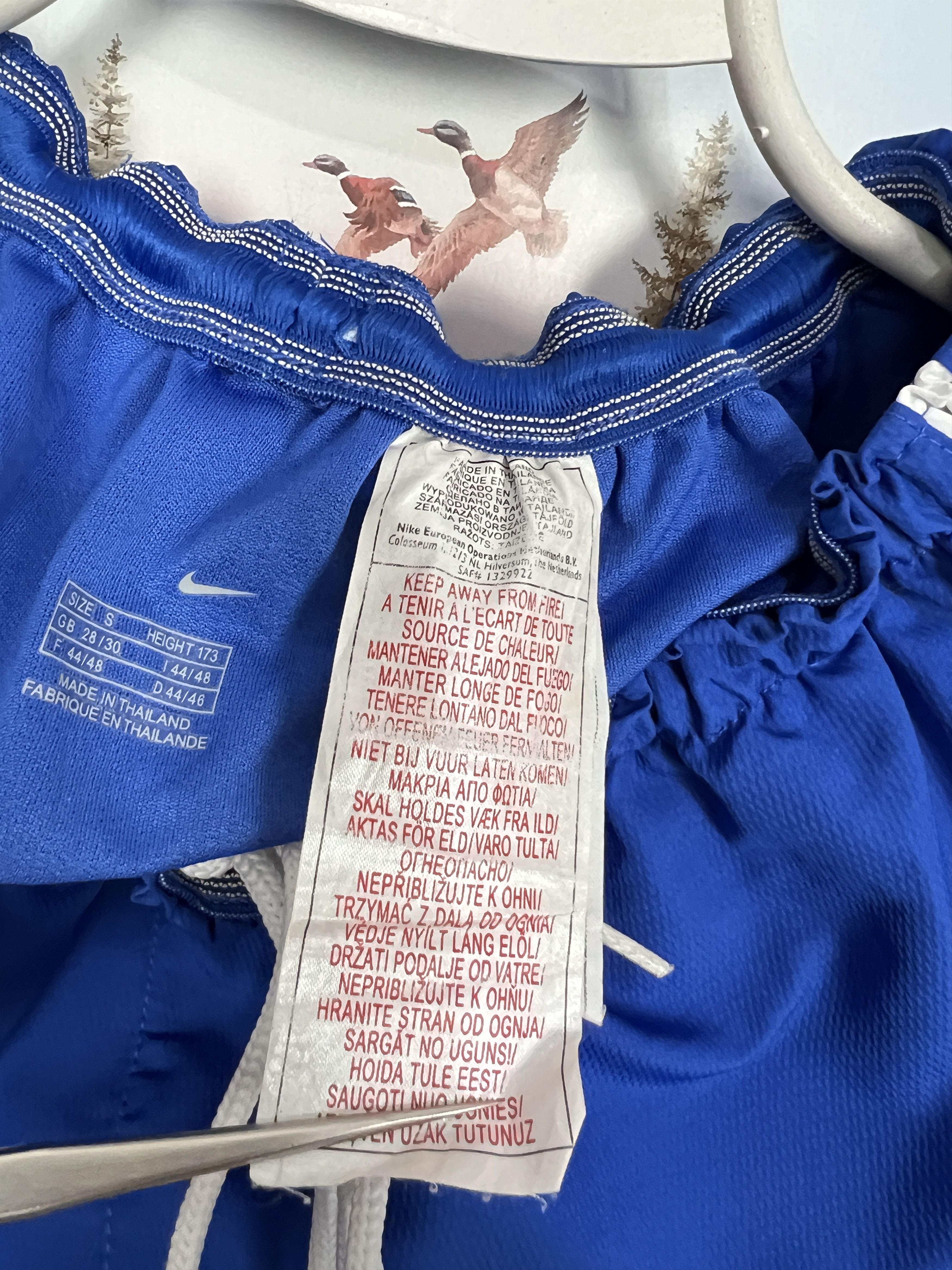 Nike Vintage Nike Brazil Football Shorts Soccer Athletic National Size US 30 / EU 46 - 8 Thumbnail
