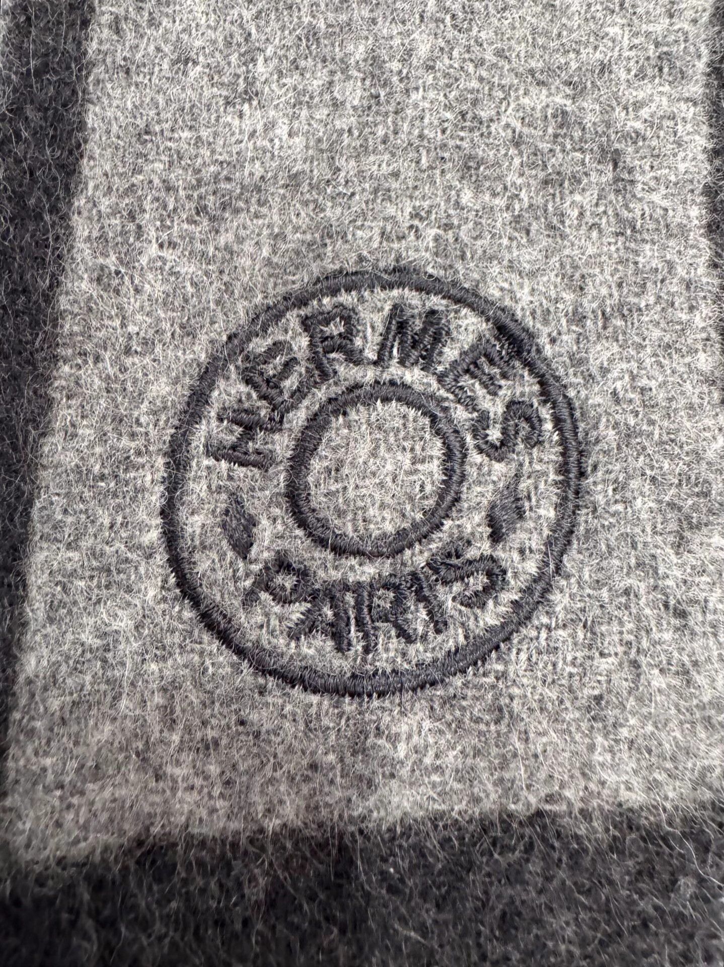 Hermes Hermes Black & Gray Allover Horsebit Logo Cashmere Scarf Size ONE SIZE - 7 Thumbnail