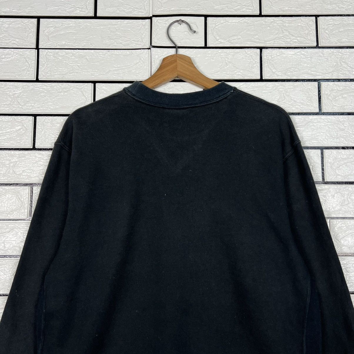 Nike NIKE Embroidered Small Logo Crewneck Sweatshirt #3995-C182 Size US M / EU 48-50 / 2 - 17 Thumbnail