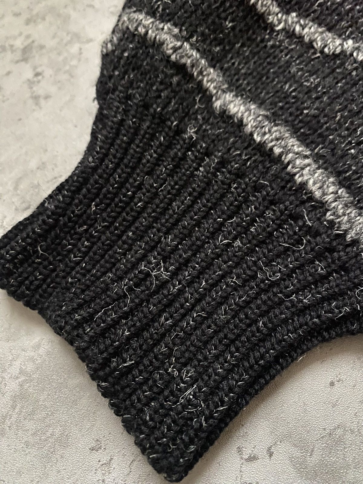 Issey Miyake Issey Miyake Men Archive wool sweater 80s Size US M / EU 48-50 / 2 - 8 Thumbnail
