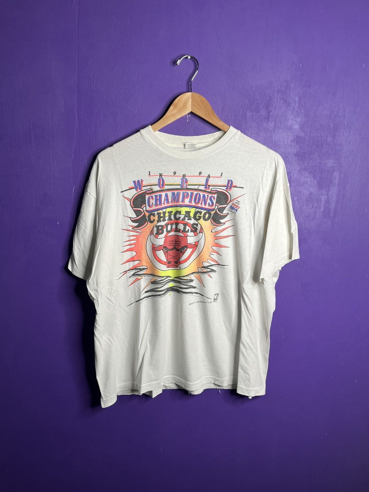 NBA Vintage 1991 Chicago bulls world champs explosion tee Size US XL / EU 56 / 4 - 1 Thumbnail