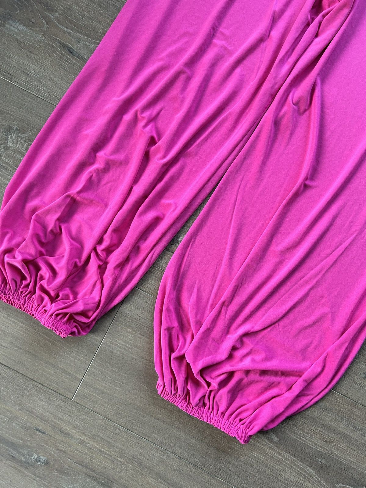 Norma Kamali Norma Kamali pink jumpsuit size L Size 32" / US 10 / IT 46 - 11 Thumbnail