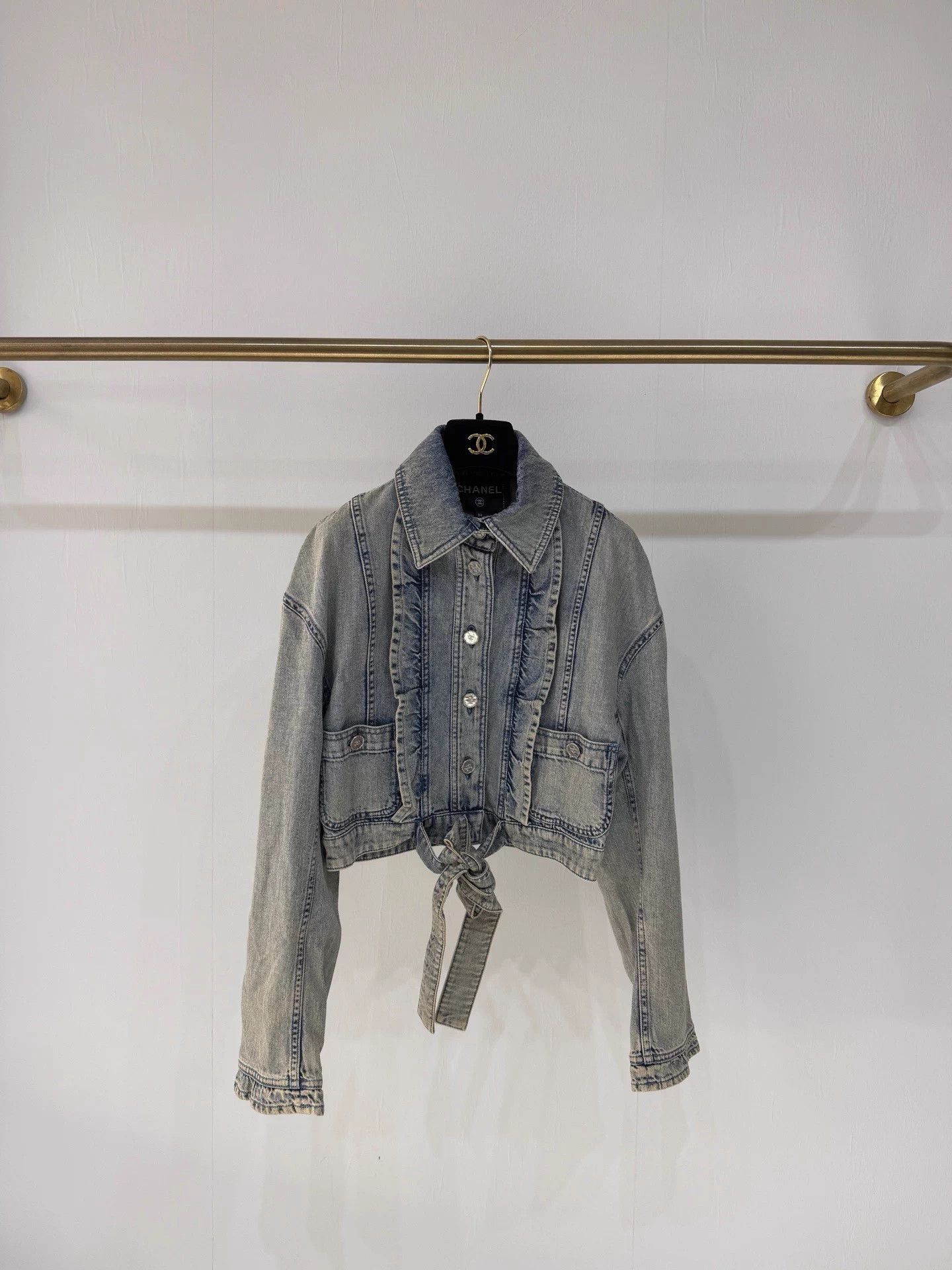 Chanel Chanel 22A Ruffled Blue Denim Jacket Jennie FR34 Size XS / US 0-2 / IT 36-38 - 1 Thumbnail