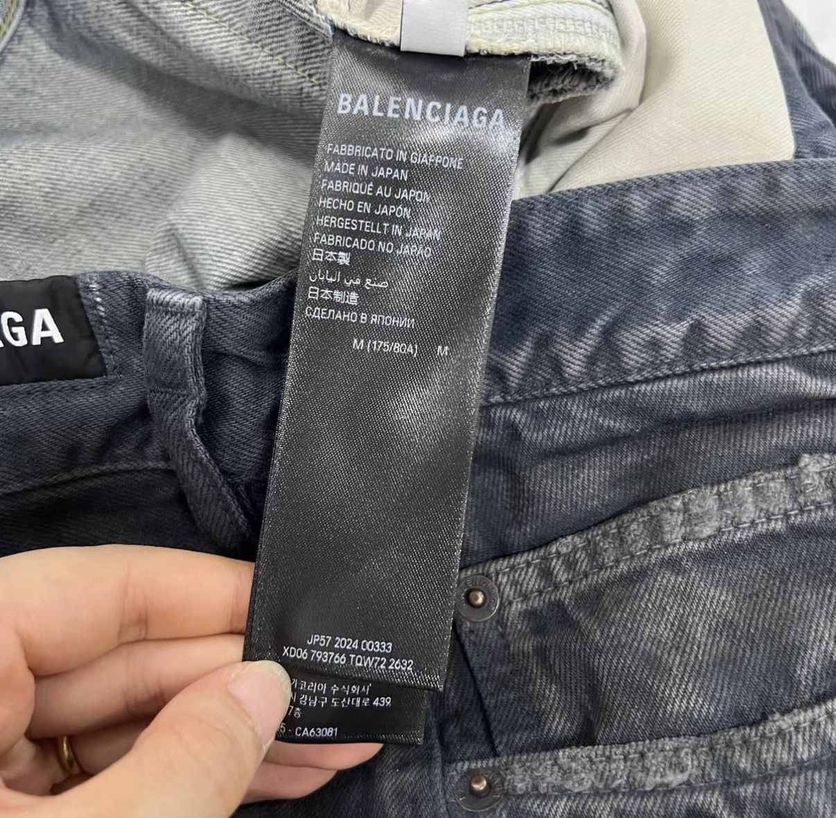 Balenciaga Balenciaga Color-block Asymmetrical Jeans J41 Size US 34 / EU 50 - 6 Thumbnail
