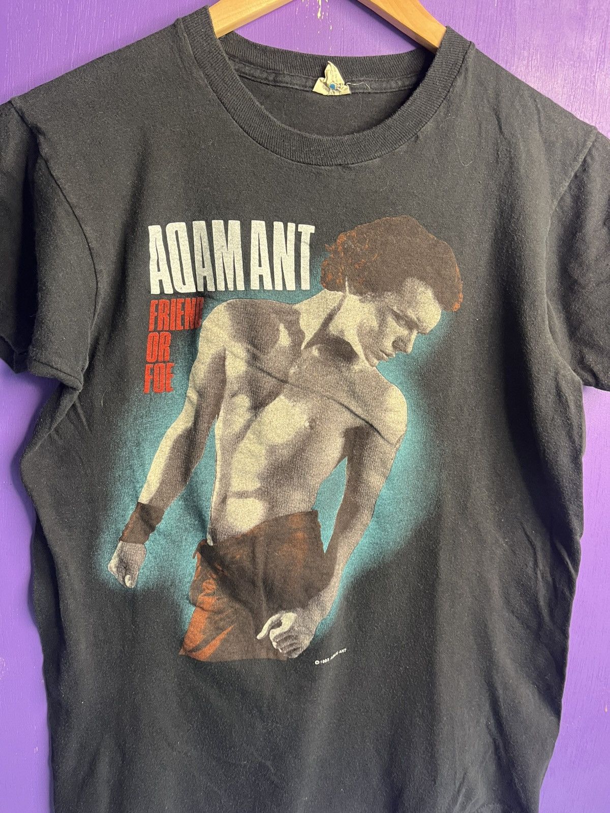 Vintage Vintage 1983 Adam ant friend or Foe tour t-shirt Size US M / EU 48-50 / 2 - 3 Thumbnail