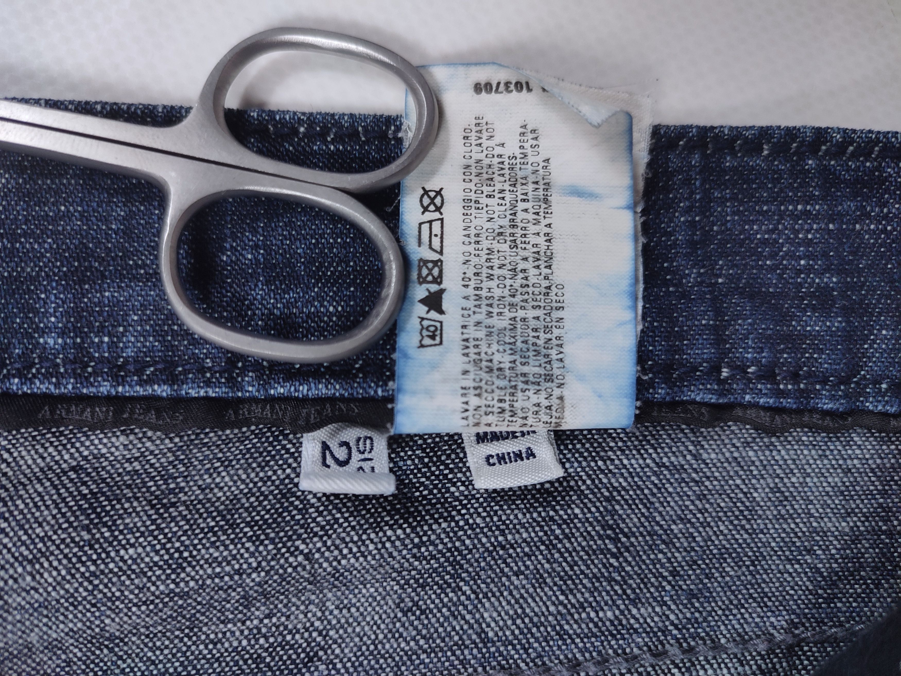 Armani Armani Jeans Stretched Indigo Pants Size US 29 - 14 Thumbnail