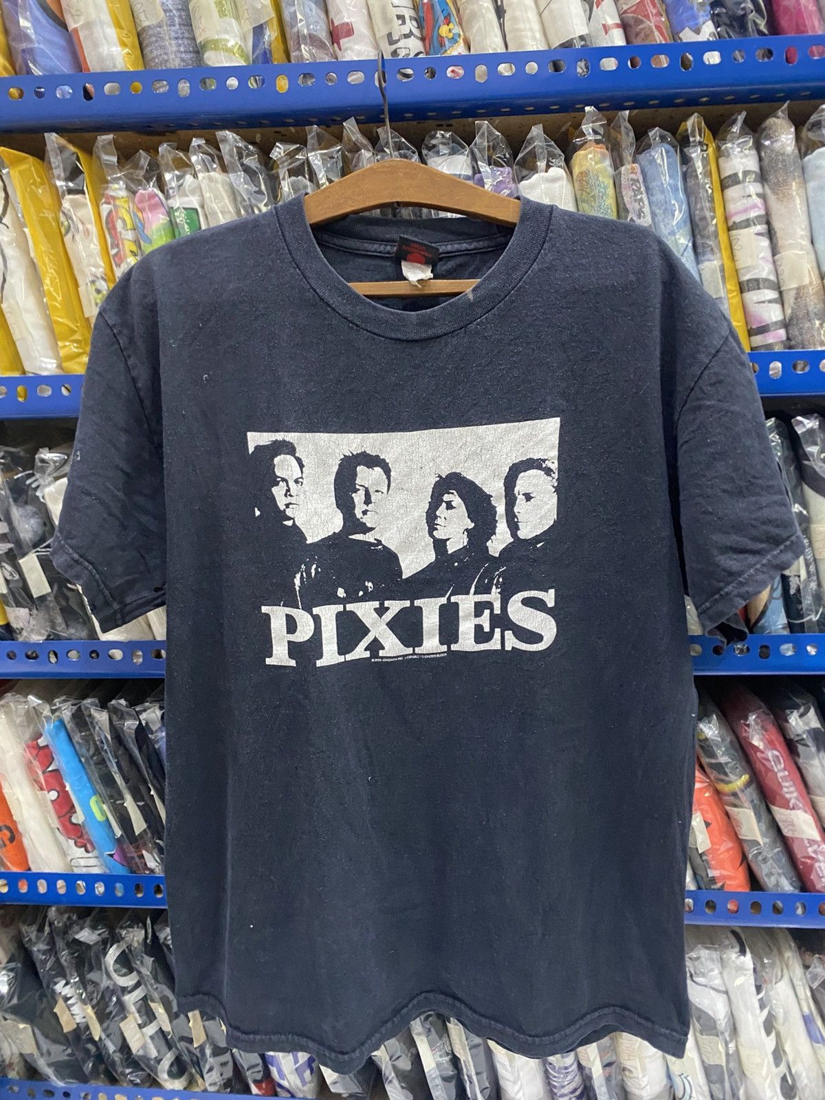 Band Tees VINTAGE PIXIES Y2K BAND TEES Size US M / EU 48-50 / 2 - 1 Thumbnail