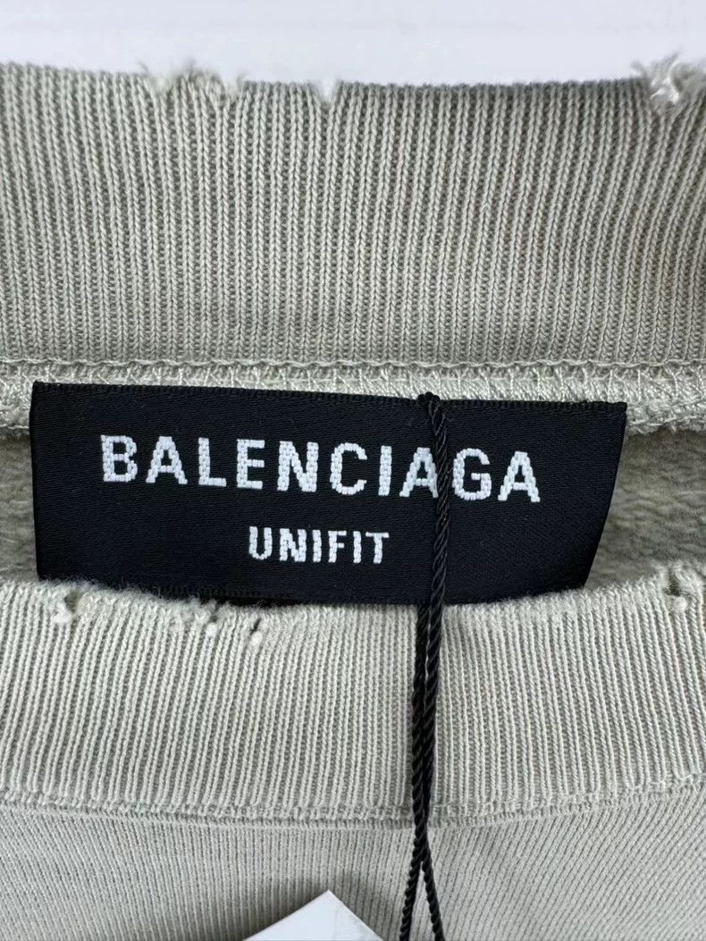 Balenciaga Balenciaga Beige Year of the Tiger Limited Embroidered Swea Size US S / EU 44-46 / 1 - 4 Thumbnail