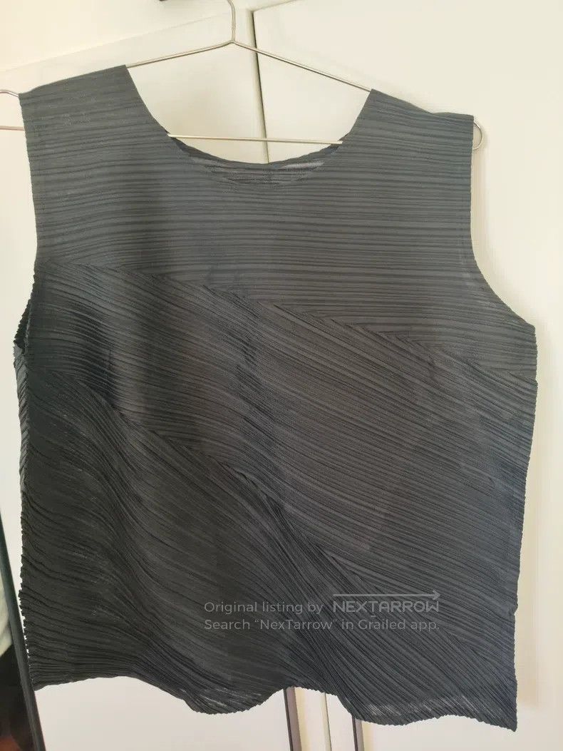 Issey Miyake Issey Miyake Black Tank Top Size L / US 10 / IT 46 - 1 Thumbnail