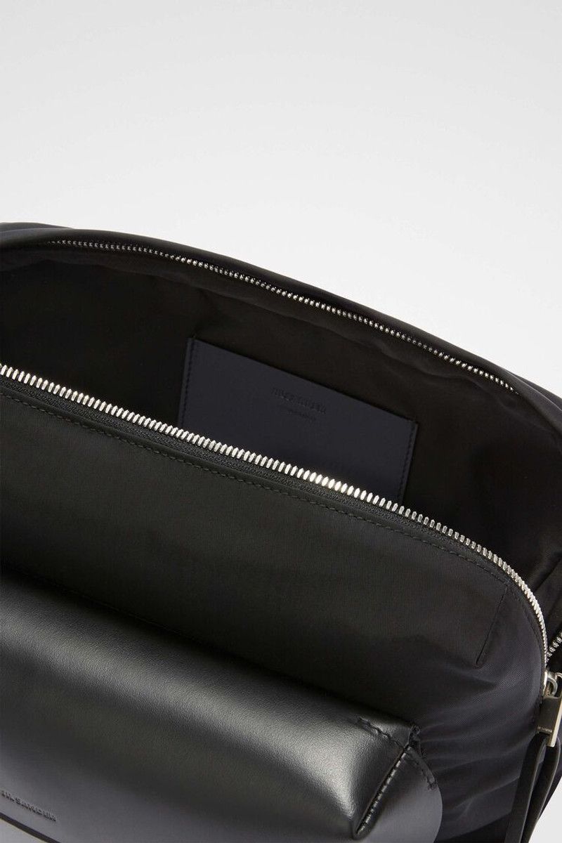 Jil Sander o1loc1c0426 Size:OS/Lid Messenger in Black Size ONE SIZE - 3 Thumbnail