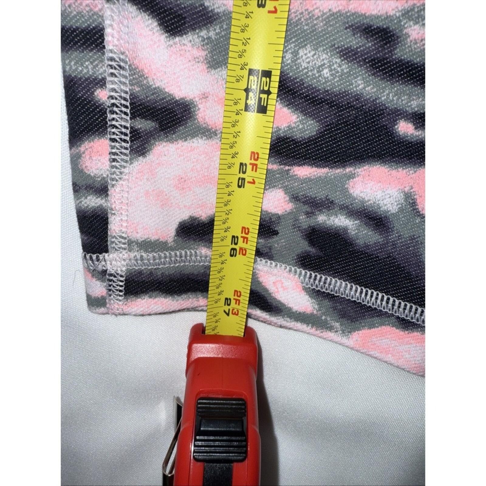 Lululemon Lululemon Pink Black Gray Camo Leggings Size 30" / US 8 / IT 44 - 7 Thumbnail