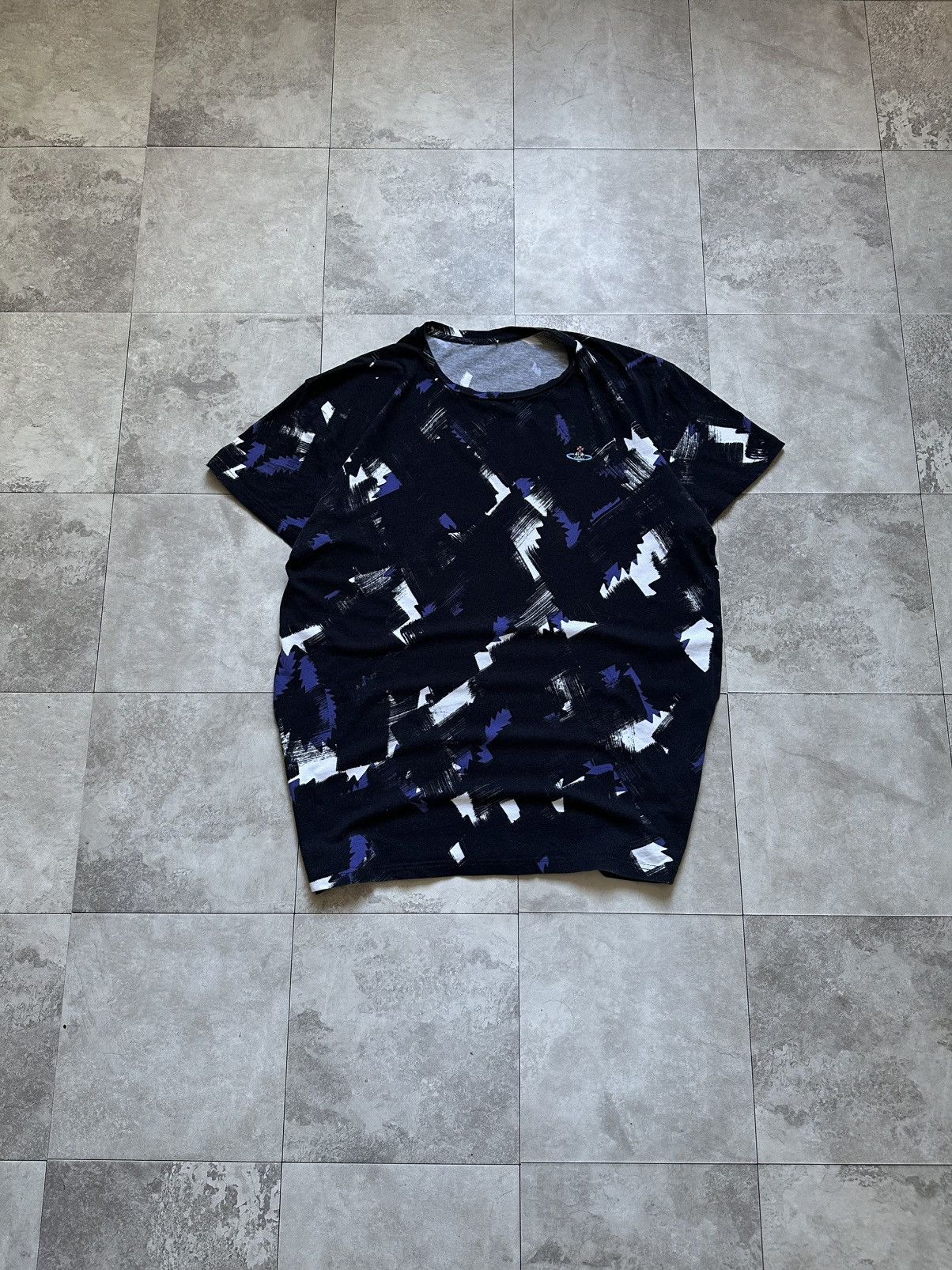Vintage × Vivienne Westwood Vivienne Westwood All Over Print Small Orb Logo T-Shirt Size US L / EU 52-54 / 3 - 1 Thumbnail