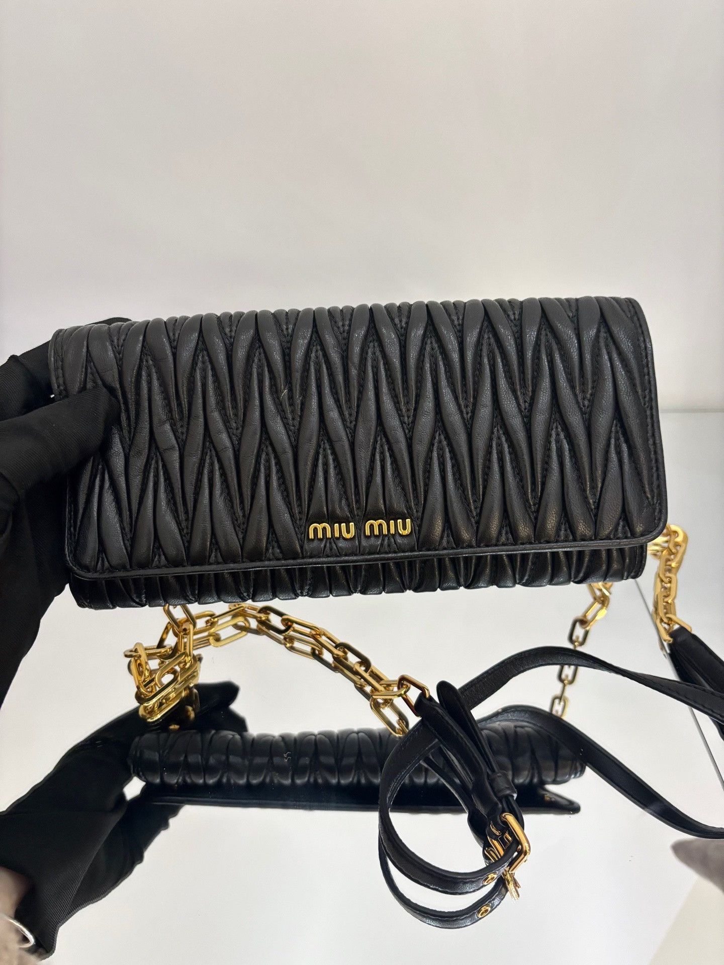Miu Miu Pre-loved Bag Very good condition Size ONE SIZE - 1 Thumbnail