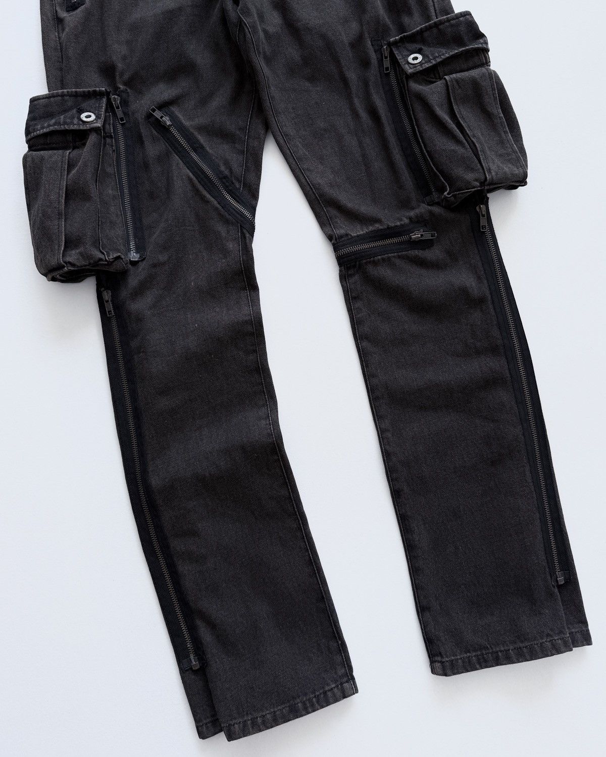 PPFM PPFM MULTI-POCKET CARGO JEANS Size US 33 - 13 Thumbnail
