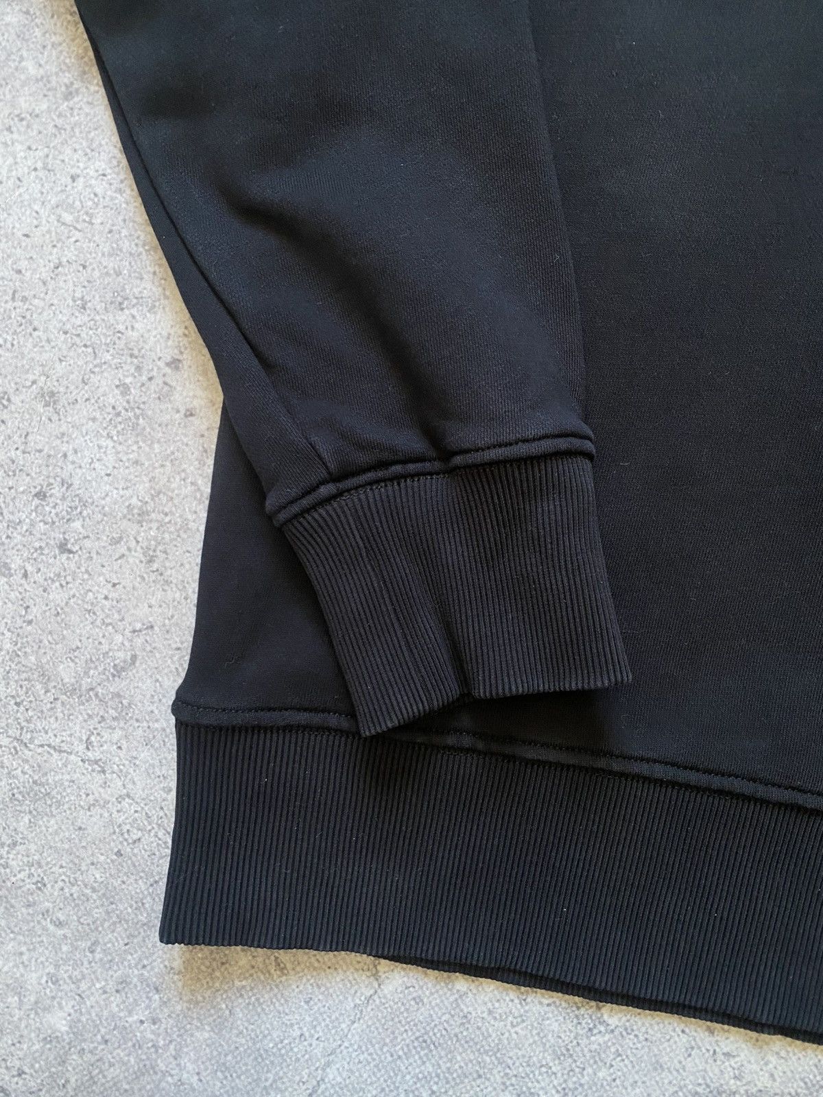 Versace Jeans Couture Versace Jeans Couture Hoodie Black Size L Y2K Luxury Italy Size US L / EU 52-54 / 3 - 18 Thumbnail