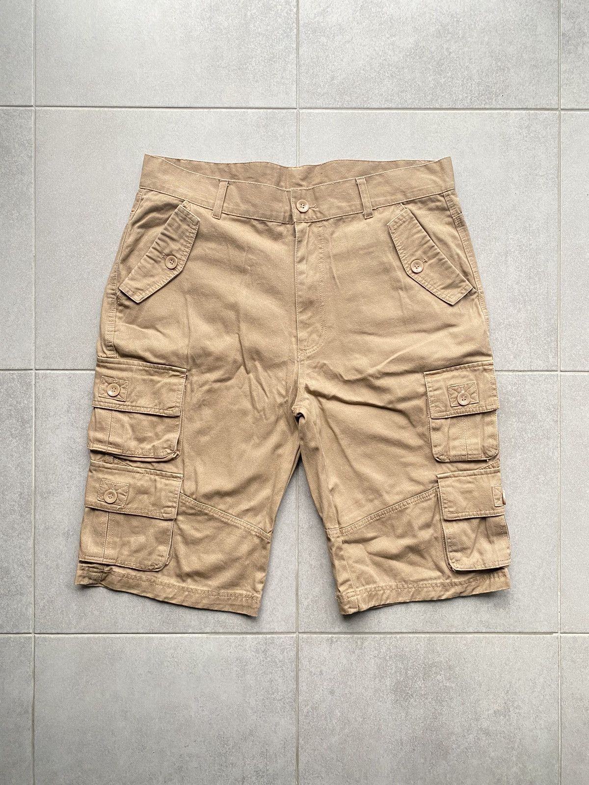 Vintage Vintage Cargo Shorts Size US 33 - 2 Thumbnail