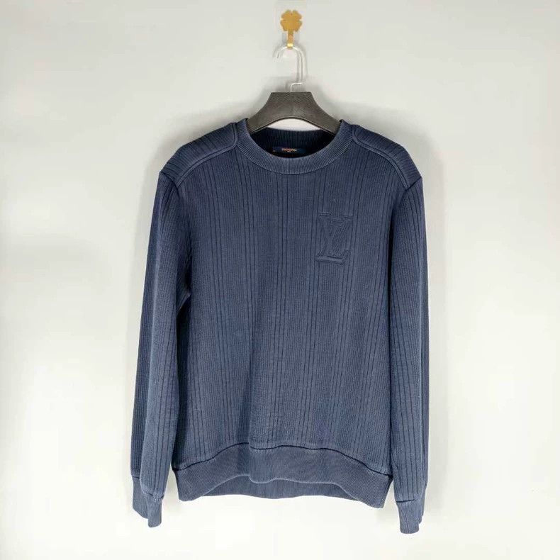 Louis Vuitton Louis Vuitton Dark monogram logo sweatshirt Size US XL / EU 56 / 4 - 1 Thumbnail