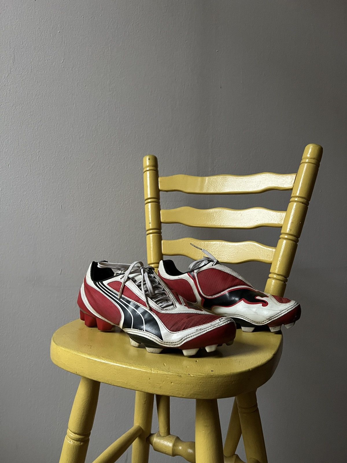 Puma Puma V1.08 Rare 2008 Carbon Football Soccer Cleats Red/White Size US 9.5 / EU 42-43 - 2 Thumbnail