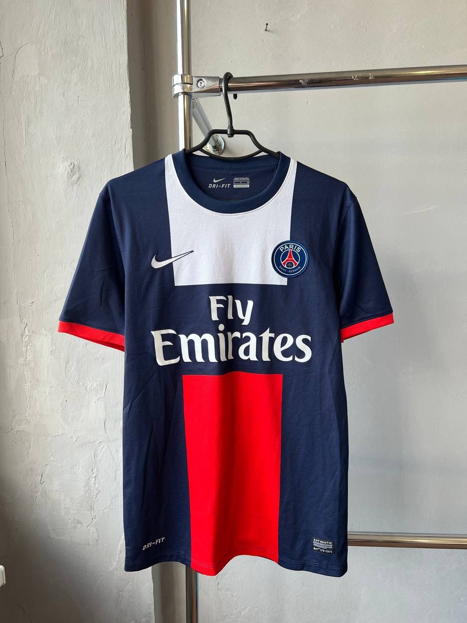 Nike 2013/14 PSG PARIS SAINT GERMAIN HOME SOCCER JERSEY SHIRT S Size US S / EU 44-46 / 1 - 2 Thumbnail