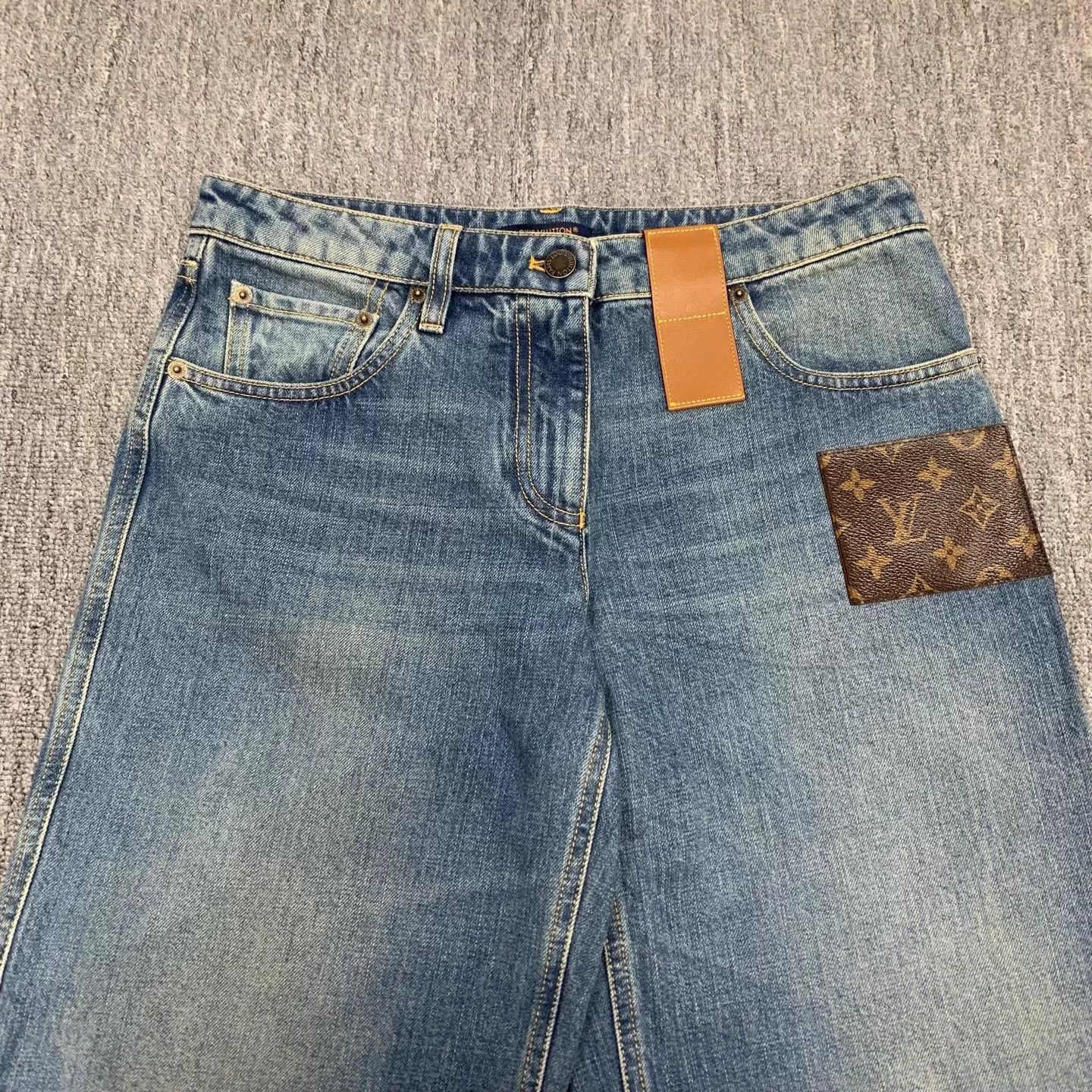 Louis Vuitton LV monogram patchwork wide-leg washed jeans Size 26" / US 2 / IT 38 - 3 Thumbnail