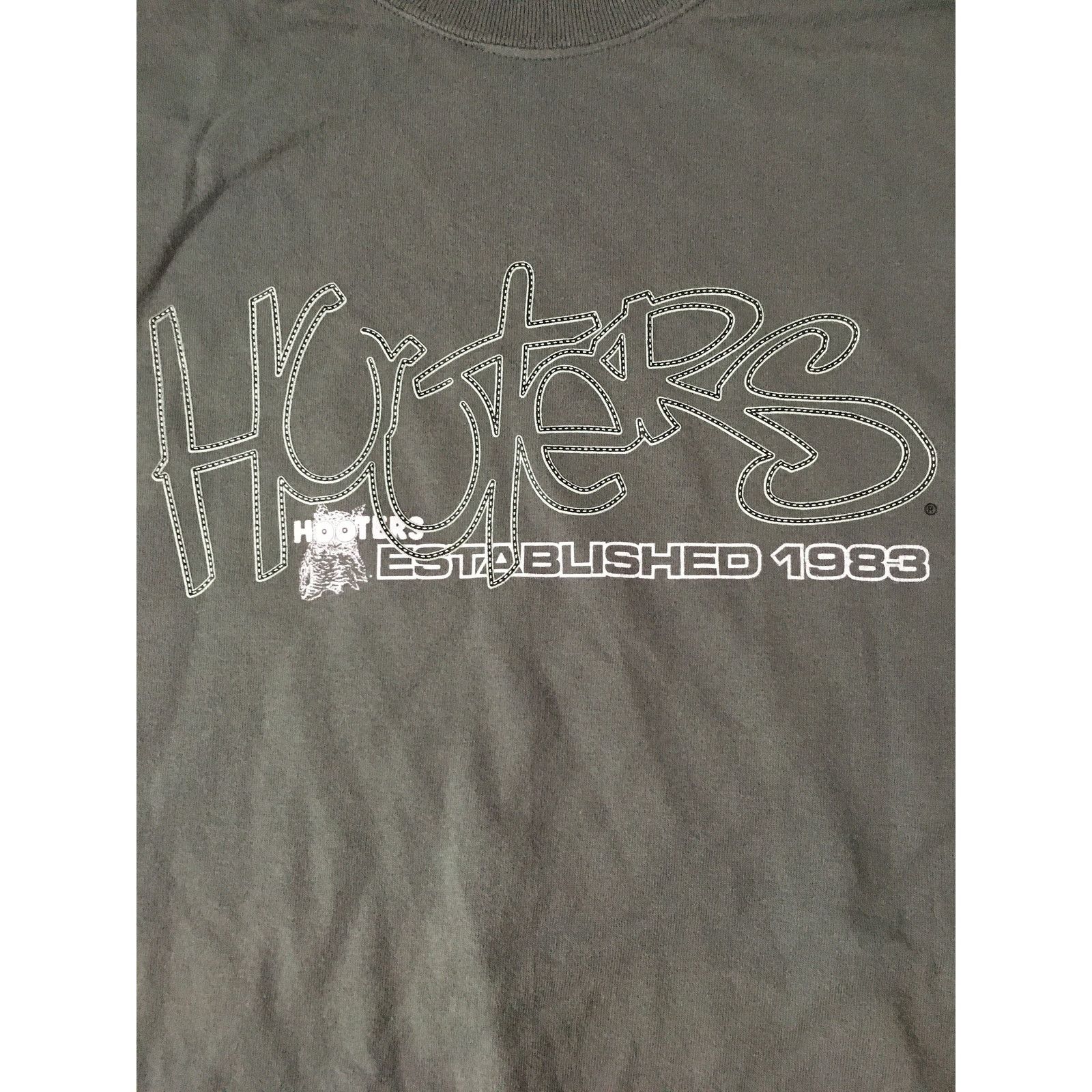 Other New Mens Vintage Hooters Long Sleeve T-shirt Embroidered XL Size US XL / EU 56 / 4 - 4 Thumbnail