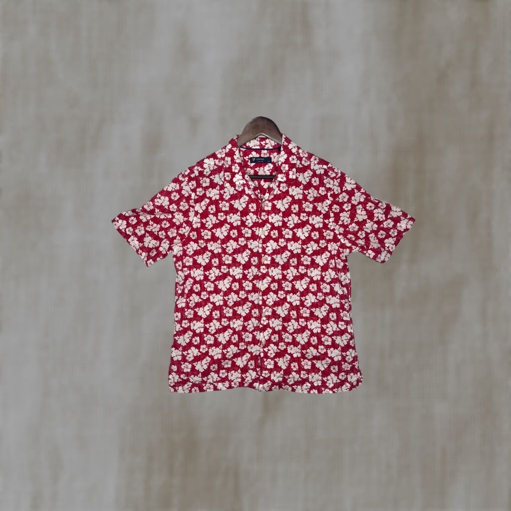 Vintage Cremiuex Men's Red White Floral Hibiscus Short Sleeve Button Up Shirt M Shirt Mens Casual Summer Tropical Floral Button-Up Collared Pocketed Size US M / EU 48-50 / 2 - 1 Thumbnail